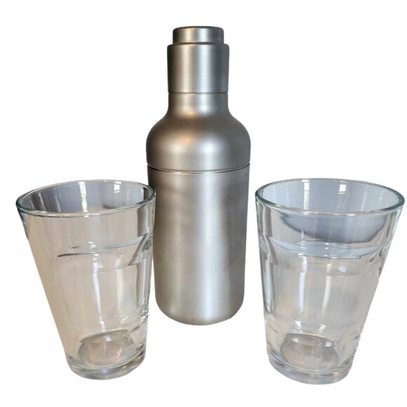 Nespresso Other - EUC Nespresso Bespoke Barista Shaker & Set (2) VIEW Recipe Glasses